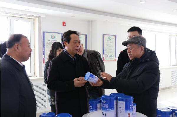 5dbdb70b6a3db.jpg 2.jpg